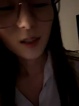 Snapshot of Sweet-Angel999 chatting on 11-26-25, 03:13 Sweet-Angel999 online show from 11-26-25, 03:13