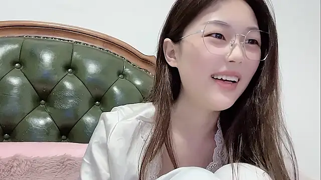 Sweet-Angel999 online show from 04-03-26, 05:22