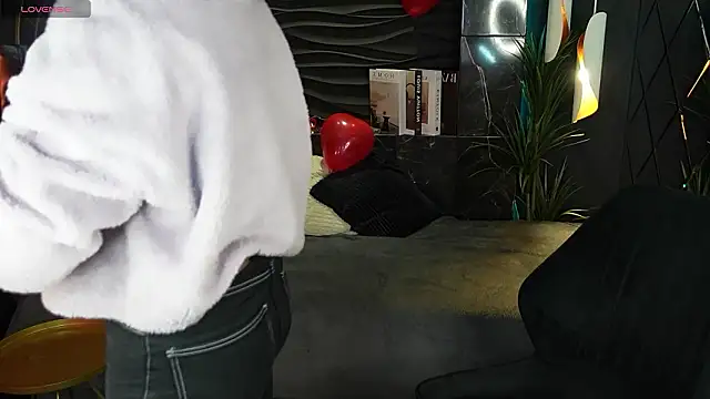 Lily Moonlight online show from 02-08-26, 07:12