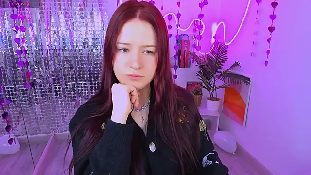 Lily Moonlight online show from 02-15-26, 07:16