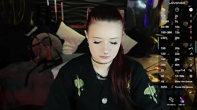 Lily Moonlight online show from 03-27-26, 07:36