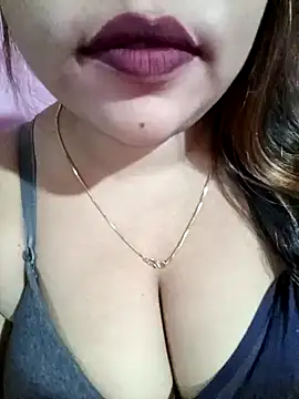 Beautyy38 online show from 12-31-24, 06:13