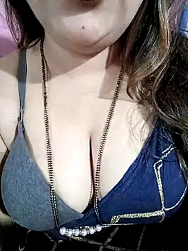 Beautyy38 online show from 12-20-25, 03:13