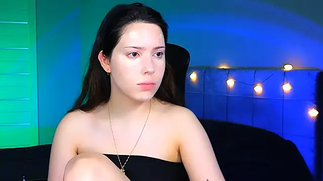 Snapshot of Stacy_Gonzales_ chatting on 03-21-25, 06:16 Stacy Gonzales  online show from 03-21-25, 06:16