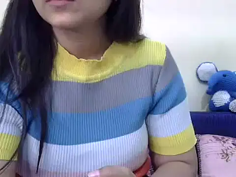 Snapshot of WildRuhi20 chatting on 12-04-24, 05:27 WildRuhi20 online show from 12-04-24, 05:27