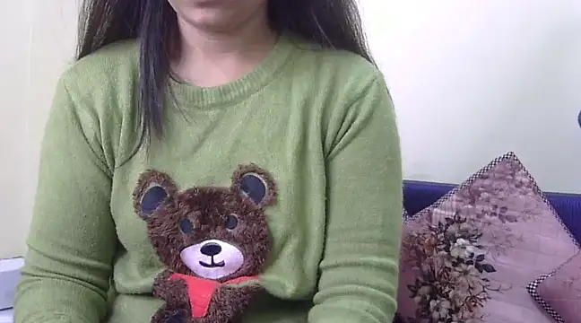 Snapshot of WildRuhi20 chatting on 01-06-25, 04:15 WildRuhi20 online show from 01-06-25, 04:15