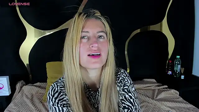 GiaRoussel online show from 02-23-26, 04:37