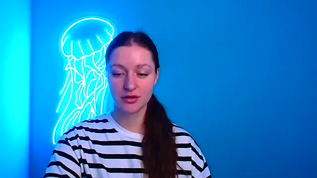 Snapshot of Fantasy_July chatting on 12-16-24, 09:35 Fantasy July online show from 12-16-24, 09:35