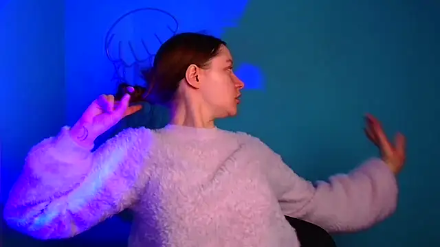 Snapshot of Fantasy_July chatting on 01-09-25, 06:48 Fantasy July online show from 01-09-25, 06:48