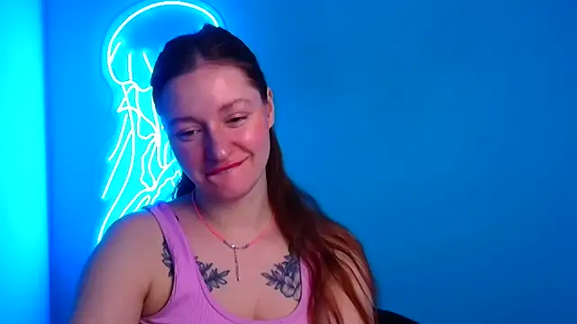 Snapshot of Fantasy_July chatting on 01-27-25, 06:52 Fantasy July online show from 01-27-25, 06:52