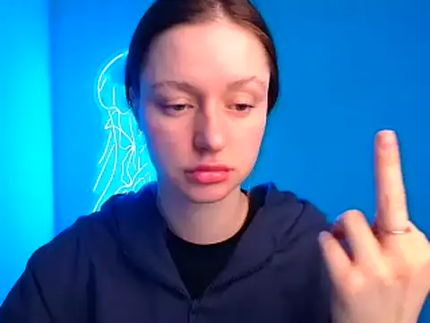 Snapshot of Fantasy_July chatting on 02-26-25, 04:24 Fantasy July online show from 02-26-25, 04:24