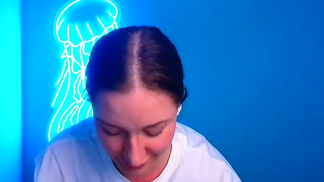 Snapshot of Fantasy_July chatting on 03-18-25, 09:52 Fantasy July online show from 03-18-25, 09:52