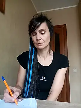 Francenia lolis online show from 09-30-25, 06:29