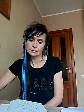 Francenia lolis online show from 10-03-25, 09:17