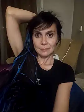 Francenia lolis online show from 10-09-25, 07:45