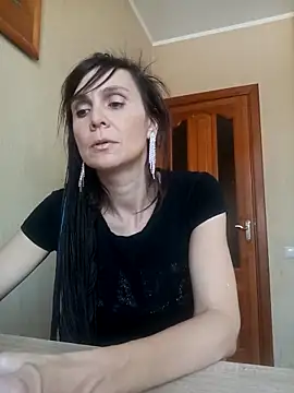 Francenia lolis online show from 02-20-26, 01:11