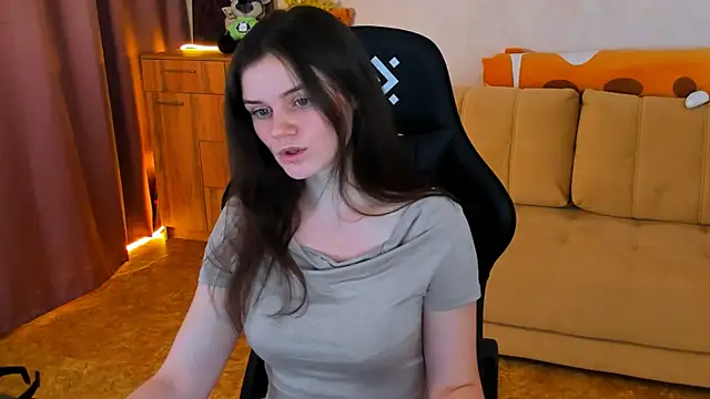 Snapshot of Lora_Cain chatting on 12-07-24, 01:51 Lora Cain online show from 12-07-24, 01:51