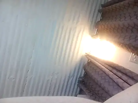 Snapshot of NICJOHNS chatting on 02-26-25, 02:26 NICJOHNS online show from 02-26-25, 02:26