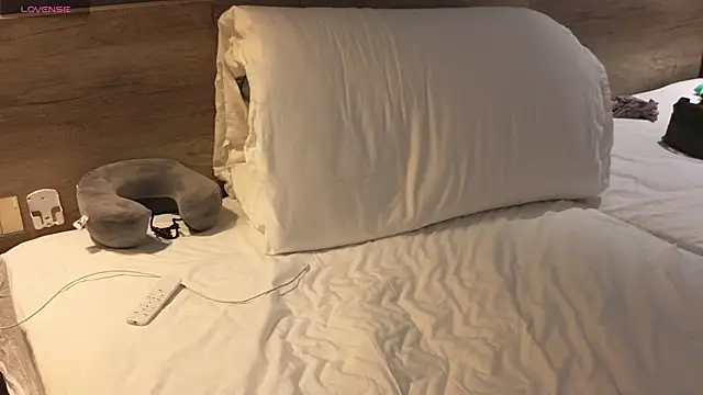 clementinena online show from 03-14-25, 08:10