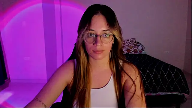 atenas 05  online show from 11-08-25, 09:35