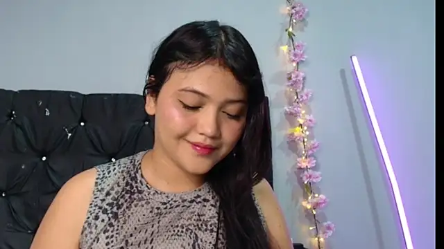 Snapshot of alisson_carolina73 chatting on 07-25-26, 05:05 alisson carolina73 online show from 07-25-26, 05:05