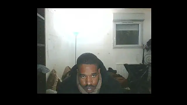 Snapshot of POPAYE972 chatting on 12-04-24, 06:28 POPAYE972 online show from 12-04-24, 06:28