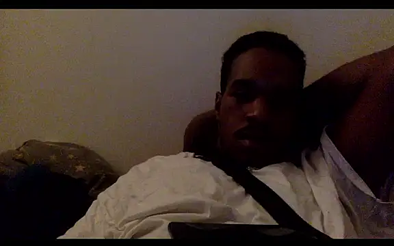 Snapshot of POPAYE972 chatting on 11-24-25, 05:45 POPAYE972 online show from 11-24-25, 05:45