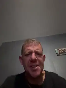 Snapshot of mrwright878787 chatting on 05-24-26, 12:37 mrwright878787 online show from 05-24-26, 12:37