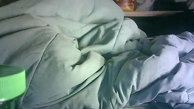 Snapshot of DI4MOND_FIR3 chatting on 05-08-26, 09:47 DI4MOND FIR3 online show from 05-08-26, 09:47