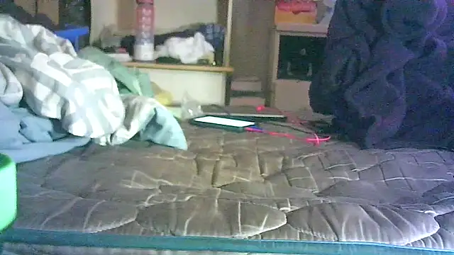 Snapshot of DI4MOND_FIR3 chatting on 05-11-26, 04:04 DI4MOND FIR3 online show from 05-11-26, 04:04