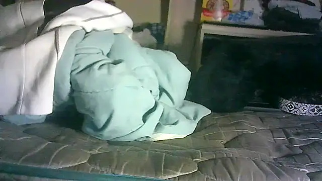 Snapshot of DI4MOND_FIR3 chatting on 05-21-26, 03:13 DI4MOND FIR3 online show from 05-21-26, 03:13