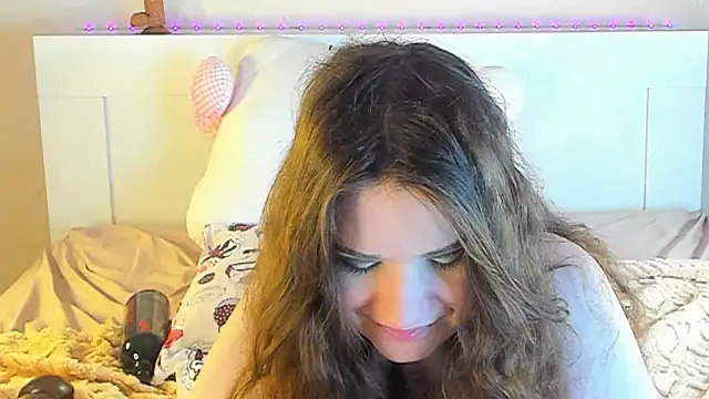 Snapshot of kuraii1_ chatting on 01-19-25, 10:06 kuraii1 online show from 01-19-25, 10:06