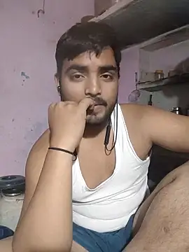 Snapshot of Cuty_dev chatting on 11-17-25, 03:07 Cuty dev online show from 11-17-25, 03:07