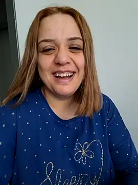 cansuozell online show from 09-23-25, 07:55