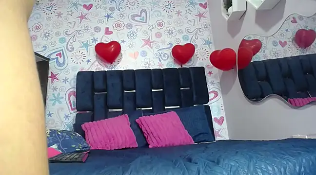 KOURTNEY-- online show from 02-22-25, 01:33