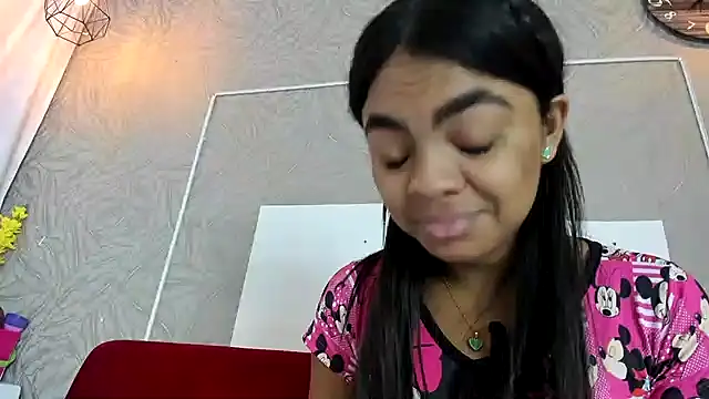 Snapshot of KOURTNEY-- chatting on 03-15-26, 02:17 KOURTNEY-- online show from 03-15-26, 02:17