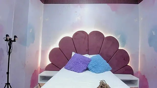 Carohorny4u online show from 11-26-25, 11:44