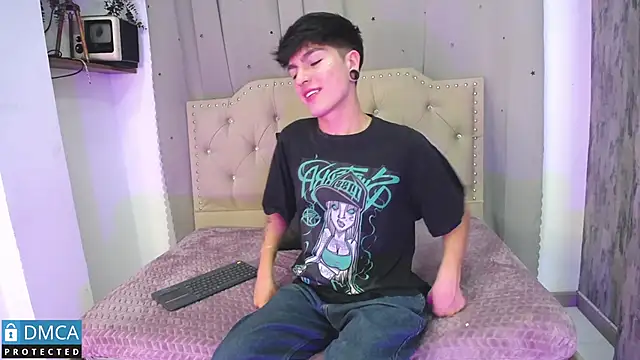 Snapshot of CataFox_ chatting on 03-21-25, 01:45 CataFox online show from 03-21-25, 01:45