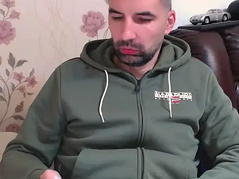 Leo 1617 online show from 04-07-26, 07:14