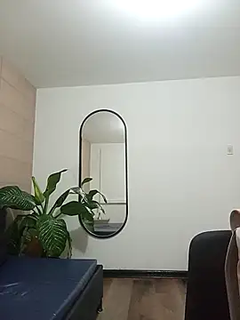 Karito-28 online show from 10-18-25, 01:12