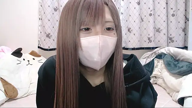  hiyor  online show from 11-18-25, 07:40