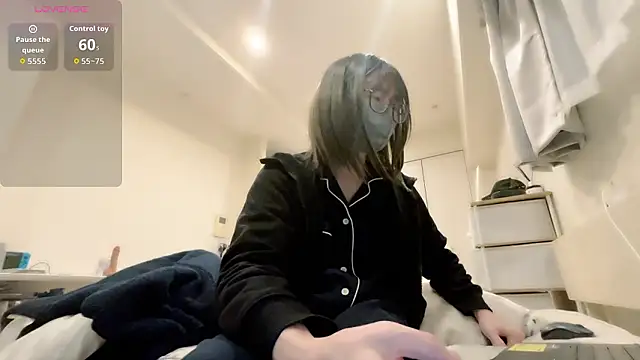 mel  mel online show from 12-20-25, 03:41