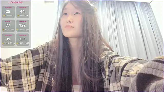 Snapshot of sweetiebunny22 chatting on 03-11-25, 12:06 sweetiebunny22 online show from 03-11-25, 12:06