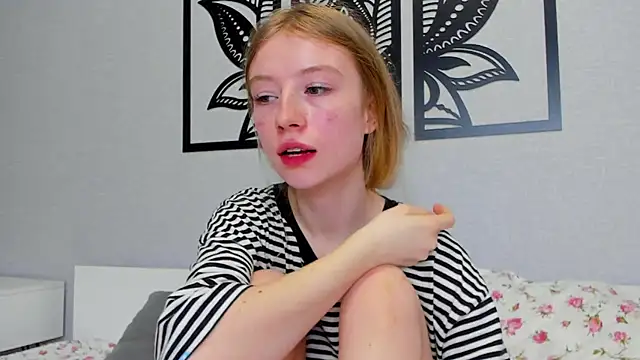 Snapshot of minidivaa_ chatting on 02-19-25, 07:27 minidivaa online show from 02-19-25, 07:27
