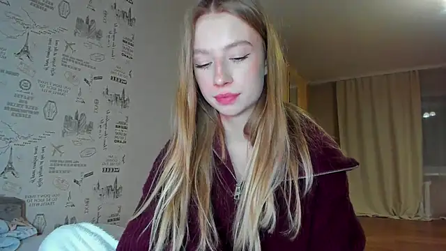 Snapshot of minidivaa_ chatting on 12-14-25, 08:35 minidivaa online show from 12-14-25, 08:35