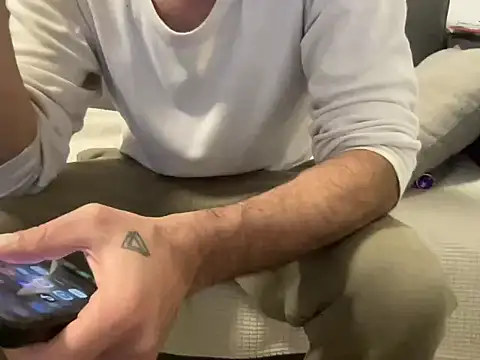 4small4inchlol online show from 03-08-26, 09:18