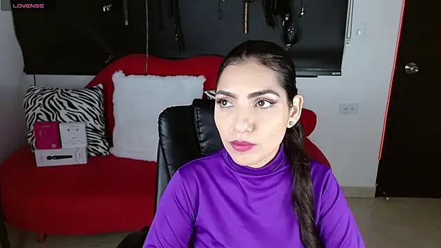 Carolaine69  online show from 11-25-25, 01:22