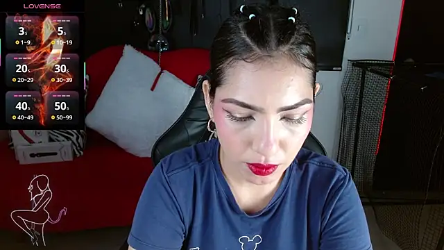 Carolaine69  online show from 05-04-26, 01:40