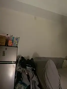 YoY-man online show from 12-27-24, 04:43