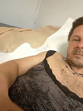 Snapshot of brbrrbrbrb chatting on 10-30-25, 05:53 brbrrbrbrb online show from 10-30-25, 05:53